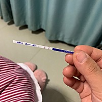 嗯，知道怀孕的第一天，我真的无能为力，都怪自己，孩子多么无辜，可怜，都是因为我们，我其实很想给他...