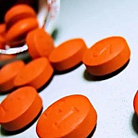 研究认为，卵巢早衰影响自然绝经年龄的因素包括遗传、医源因素、初潮年龄、产次、吸烟、饮食、体重等。...