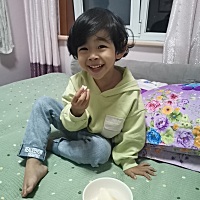 如我所愿。给自己生了个小情人，老公的小情人和我的小情人都有了，开心，儿女双全，凑了个好，以后的日...