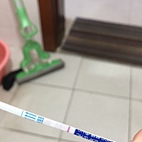11月28来的月经，图一今天早上六点多迷迷糊糊测得，十一点又测了一次，是不是有啦