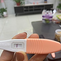 ￼月经还没有来，就是这几天来，可是我，可是有浅浅的一道，这是什么原因呢，已经准备了五个多月了一直...