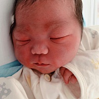 从出生到7个月，宝宝变化好大 出生第一天 满月 2个月 三个月 四个月 7个月