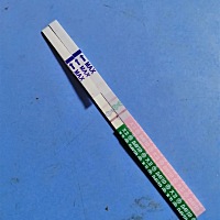 麻烦大家帮我看看，为何排卵试纸跟早孕试纸都有一深一浅的印子，是怀孕了吗？