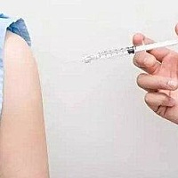 “你HPV疫苗摇到号了吗？”“我超龄了还能不能打HPV疫苗？”……“HPV”、“宫颈癌”、“九价”已然成为...