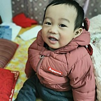 宝宝脸上红红的还爆开了，擦了很多种药没什么用，有没有宝妈们推荐好用的药膏？