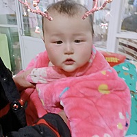 宝宝八个月了可以断母乳吗？