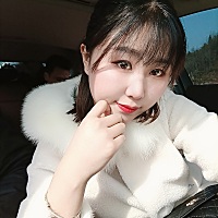 现在才一个月几天   有的人叫我药留   有的人叫我去做无痛      到底那个好    纠结死我了   而且我也怕...