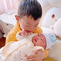 本来以为时隔五年，人是会进步的，结果再次坐月子的时候，非常后悔没有让自己妈妈照顾自己。最开始自己...