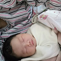 小闺女8.1斤，等一个屁中