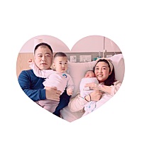 女儿满月 知足，感谢老天  感恩菩萨