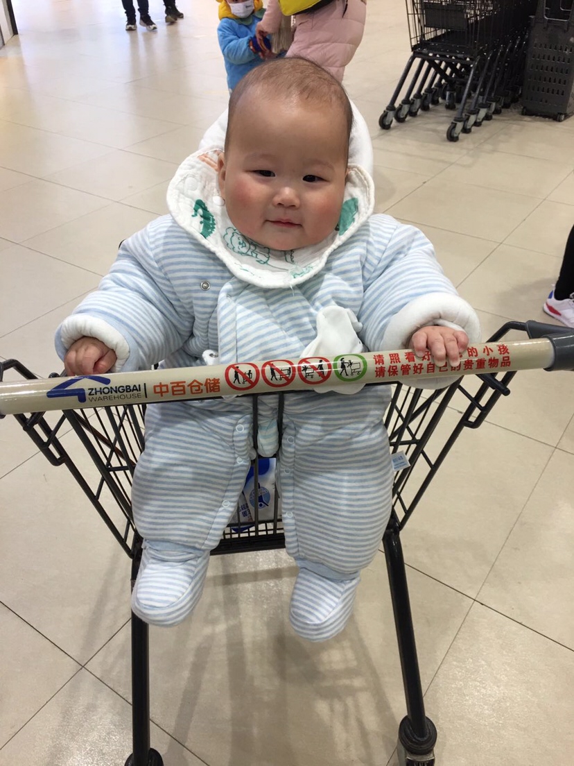 看把，我可喜欢逛超市啦