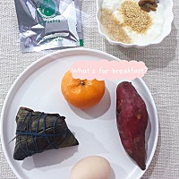 20210314，周日。 为了防止今天体力不支，早餐🥣吃了好多。 健康管理小知识💡 热量摄入主观低估现象...