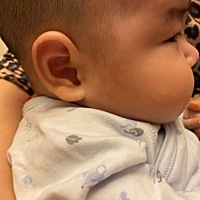 现在每天恢复上班工作了，感觉比待在家会更有精气神一点，关于当全职妈妈和上班族，在我的状况来看，上...