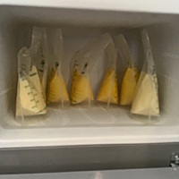 宝宝能吃我也能产，无情的产奶机器～