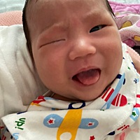 遗传什么不好，偏偏遗传妈妈的过敏体质，你才一个半月啊，我的乖宝宝，妈妈让你受苦了……妈妈也很自责...