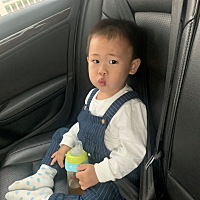 明天小猪包公历两岁了，会进行体检，希望一切都顺利达标，越来越调皮捣蛋的小猪仔。