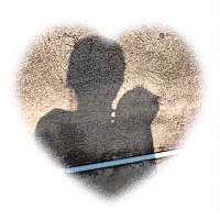 我从不会后悔对任何人好，哪怕是看错人，哪怕是被辜负，哪怕是撞南墙。因为我对你好，不代表你有多好，...