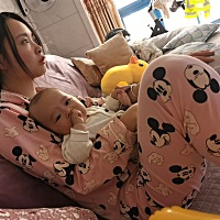 吃手手的妹崽崽