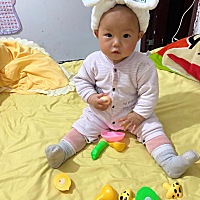 8个月半了还没有长牙齿，不晓得正常不正常，各位大神求评论