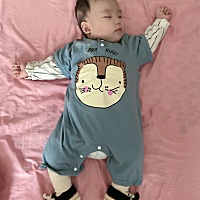 不想说啥了。只想躲到一个安静的地方，安安静静没有是非