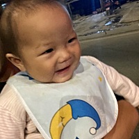 我本来现在都想戒奶了！可是宝宝牙齿还没有长出来，我怕对他有影响，你们一般是多久戒奶的？？？？？