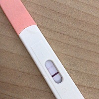 有没有姐妹遇到过这种情况，不知道是上次没降下来还是又怀孕了