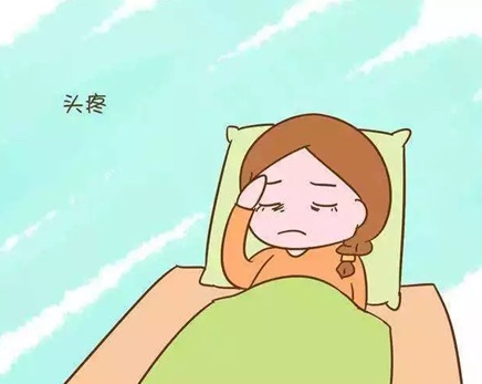 一、怀孕早期(0～12周)——普通摄入
在怀孕早期，妈妈每天向胎儿提供的钙从0增加到50毫克。因此，准妈妈们最好在准备开始怀孕的时候就开始补钙，尤其是不爱吃奶制品和体质虚弱的女性更该提早行动。
二、怀孕中期(13～26周)——增加摄入
孕妇补钙最迟不要超过怀孕20周，因为这个阶段是胎儿骨骼形成、发育最旺盛的时期，妊娠中期妈妈对钙的需求量增加到了1200毫克。
三、怀孕晚期(27周～足月)——进一步增多
妊娠晚期是宝宝蓄积骨量最多的时期，此时孕妈妈同样要做到坚持补钙，为自己和宝宝补足孕期最后阶段所需的钙。中国营养学会推荐孕晚期和哺乳期的妈妈每天应摄入1200毫克的钙，这样才能够保证妈妈和宝宝骨骼的“双赢”。