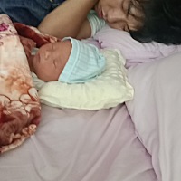 不知不觉宝宝已经一个月了