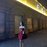 刚做完鼻子没多久 还瘦了几斤 大姨妈推迟了 真不想怀孕 只想美美的