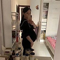 看肚子型你们猜是男宝还是女宝，第一胎好奇去找了个B超，已经知晓性别，宝宝现在5个多月了，真是一天比...