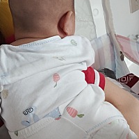 以前没生活在一起我觉得我婆婆哪哪都挺不错的，我是远嫁的，生活习惯风俗都不一样，偶尔回去一下也可以...