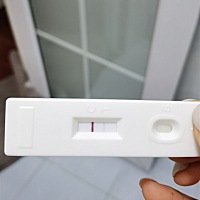 有没有剖腹产不够一年又怀孕并且安全生下来的？