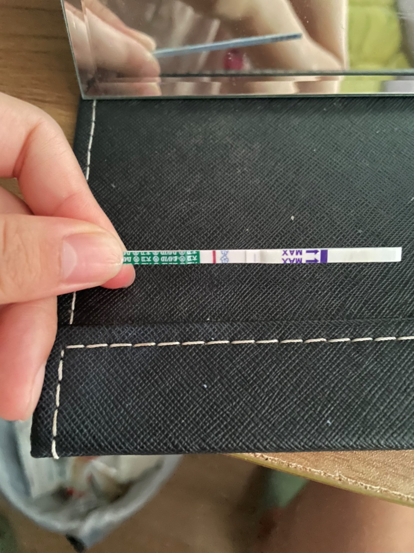 姨妈推迟一天测依然大白板