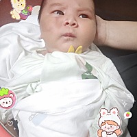 悦儿的表情3连拍，希望你能平安快乐每一天