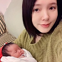 🙌入院前准备必需品 1⃣️证件类 身份证🆔（两份双方的身份证复印件）、户口本、结婚证、医疗卡，准...