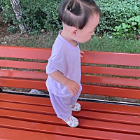 如果条件允许，能自己带娃尽量自己带，婆婆带娃矛盾多，