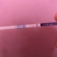 今天推迟了第六天，线还是不深，咋回事啊，好怕不发育，胎停啥的