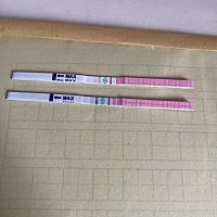 7月28号来的月经 月经过7天才测出排卵，上面的昨天晚上测得 下面的今早上测得，从十几号开始测排卵 连续...