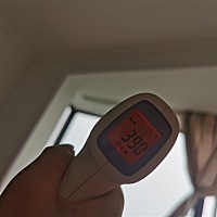 堵奶怎么处理？？？？前两天右胸硬块，发烧39度，全身无力！！！今天左胸硬块，躺下怎么睡都不是！！！...