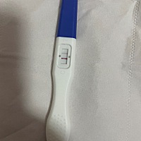 没经验大姨妈推迟了四天就测试了一下，这东西准吗？准备去医院查查血hcg需要空腹吗