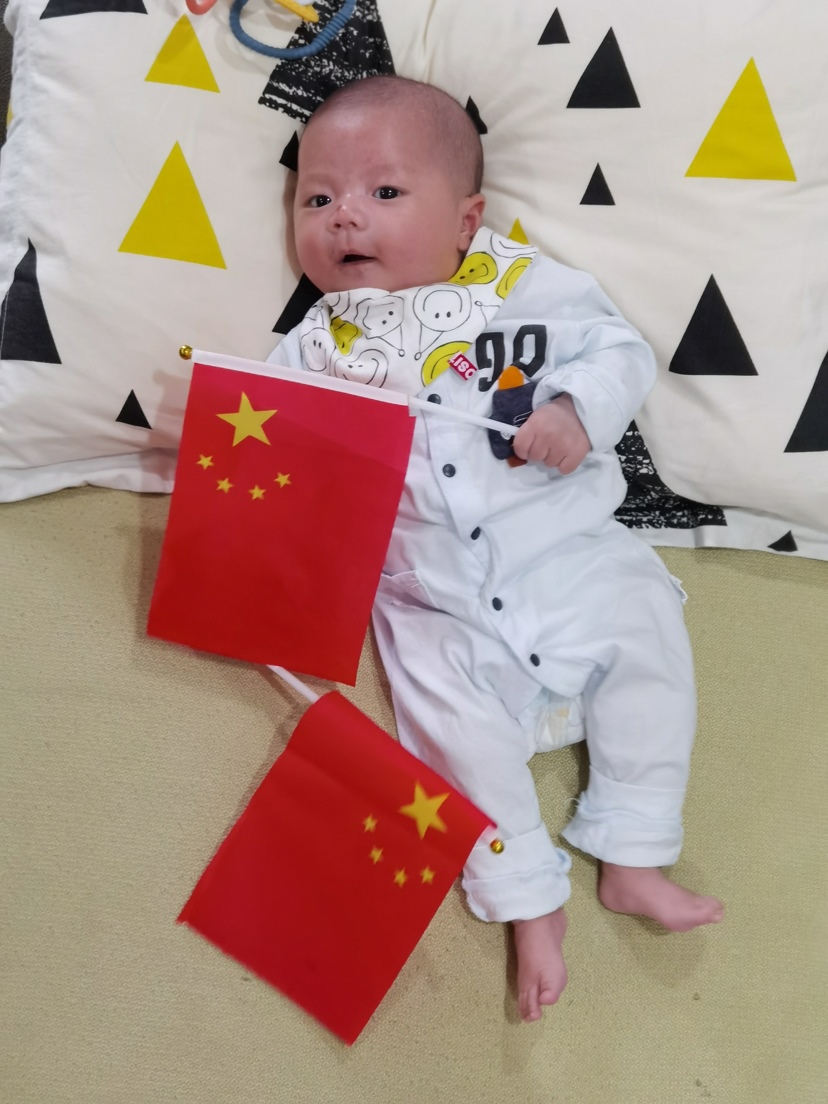 我会挥五星红旗了