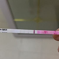 早上测的淡粉色印，是怀孕了吗