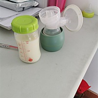 一直期待的年后工作，好像很快了。从兴奋变成了紧张。我能干什么工作啊？有些许的害怕和彷徨。 大学学的...