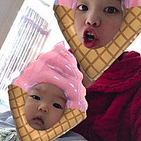 认识你快四个月了，你从8.3涨到了17斤，我从160瘦到了120，我们都辛苦了！
