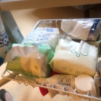 目前用过babycare的和德佑的，感觉都不好用，一个掉毛一个味道重。准备买大王或者全棉时代的，你们有用...