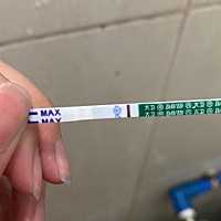 这不会中奖了吧 姨妈推迟第二天 一般都很准的😞
