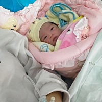 2022.3.13晚上九点生了，男孩，五斤一两