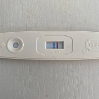 姐妹们，中午测得呢，有传说中的意念灰么，本人已看花眼