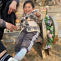 好长时间没发贴了，记得那时我，17周宫颈扩张，卧床保胎半年多，其中的苦涩无法言语，如今孩子两岁多了...