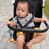 母乳喂养的宝宝，7个月➕7天，体重21斤，身高72